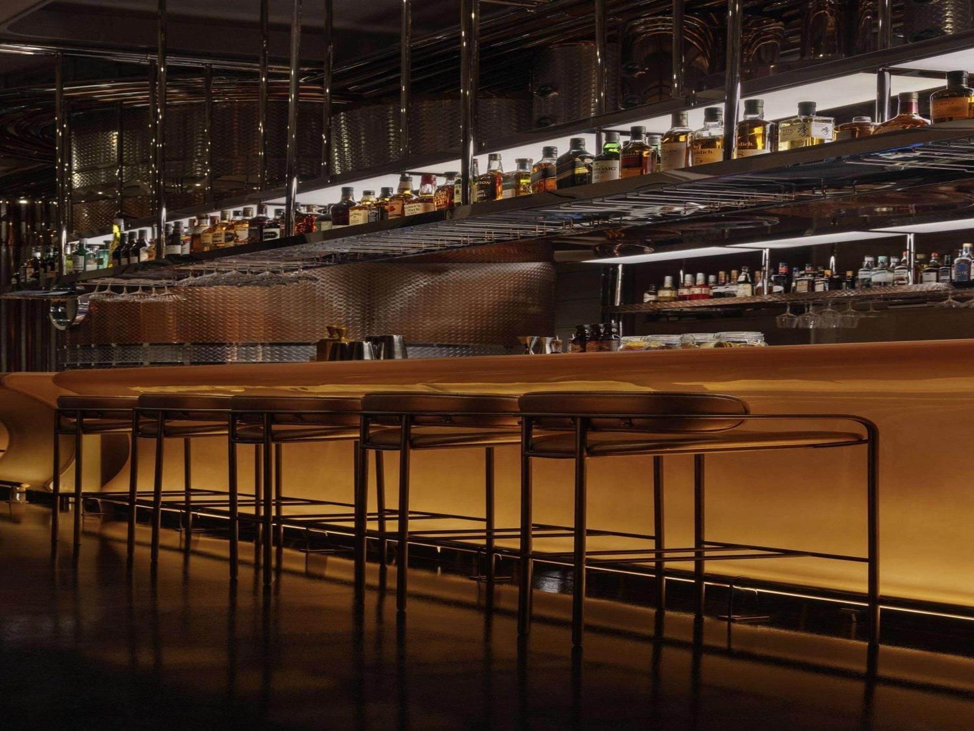 So/ Uptown Dubai Hotel Exterior foto The bar at the RITZ