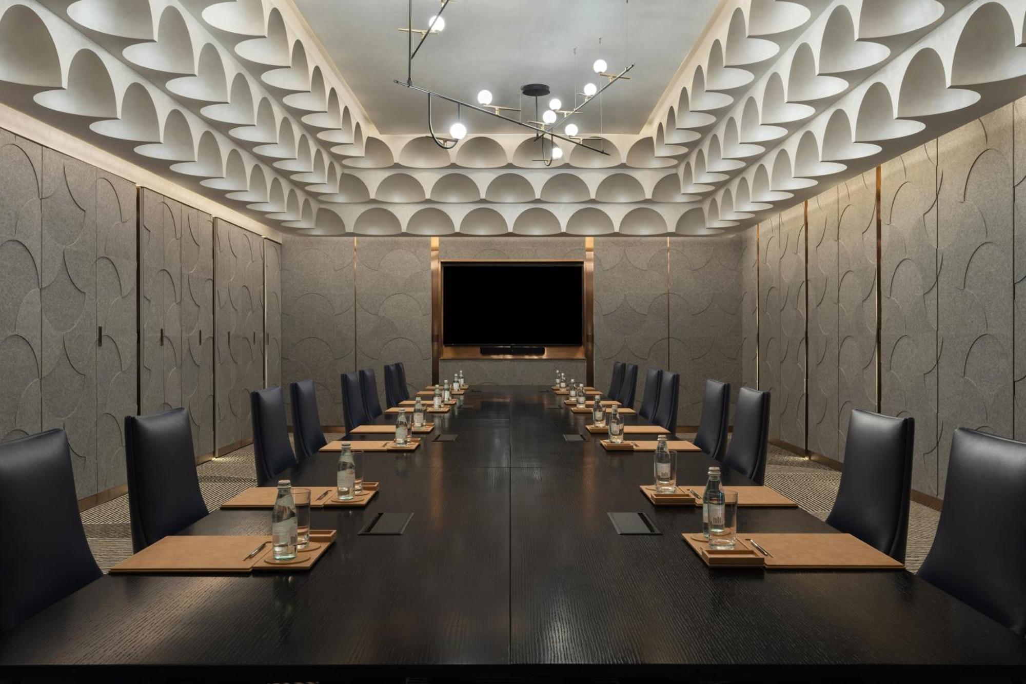 So/ Uptown Dubai Hotel Exterior foto The meeting room